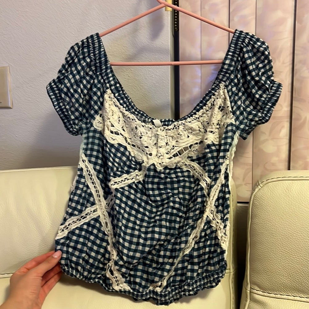 FP off the shoulder